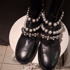Women's Black Pearl-Embellished Leather Boots